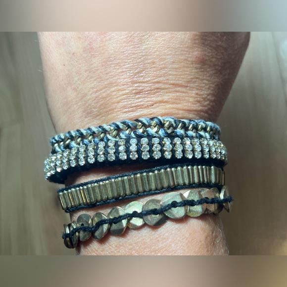 Jewelry - Magnetic Bracelet with 4 different strips!